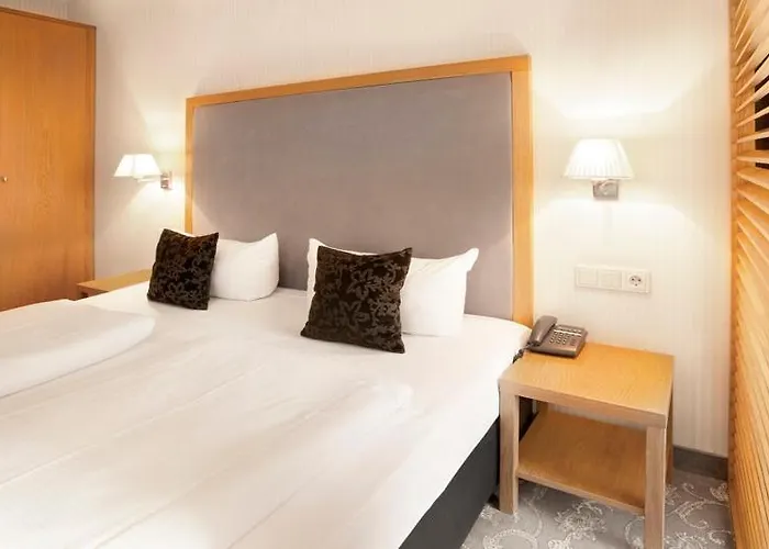 Townhouse Hotel